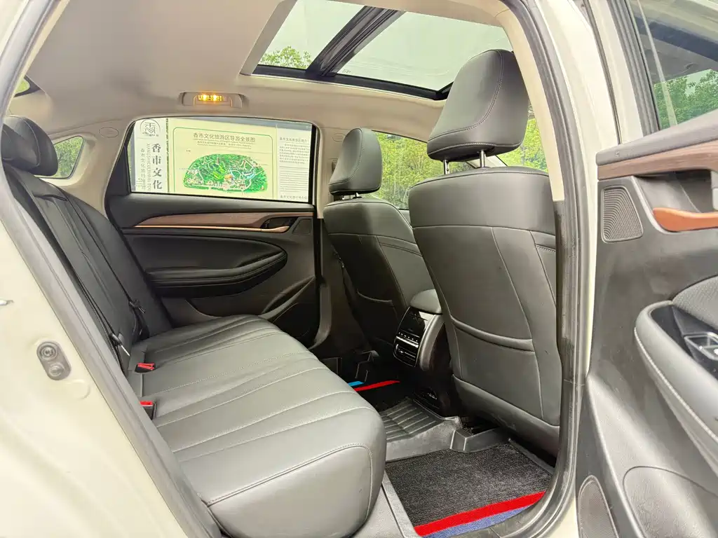 GAC Motor Trumpchi GA6 2019 — фото 10