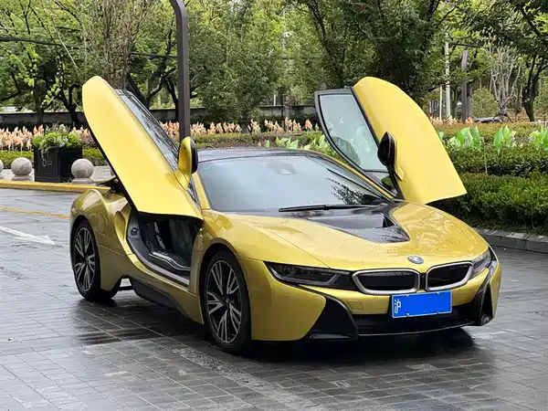 BMW i8 2016