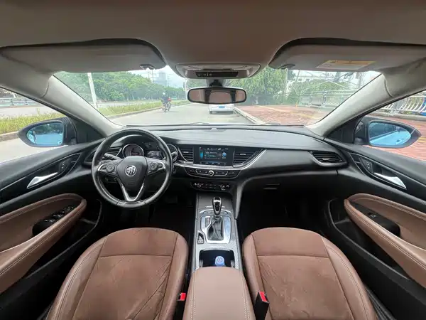 Buick Regal 2018