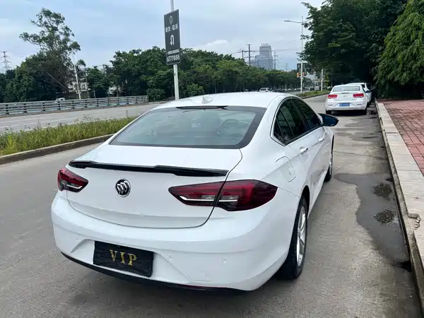 Buick Regal 2018