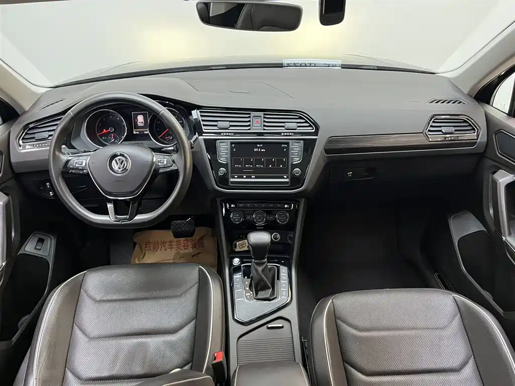 Volkswagen Tiguan L 2017 — фото 10