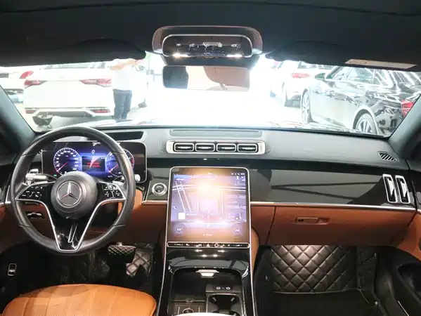 Mercedes-Benz S-Class 2021
