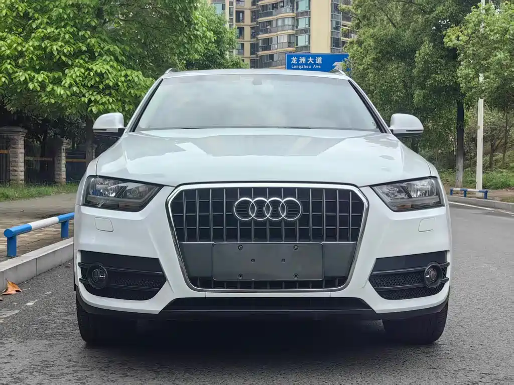 Audi Q3 2014 — фото 2