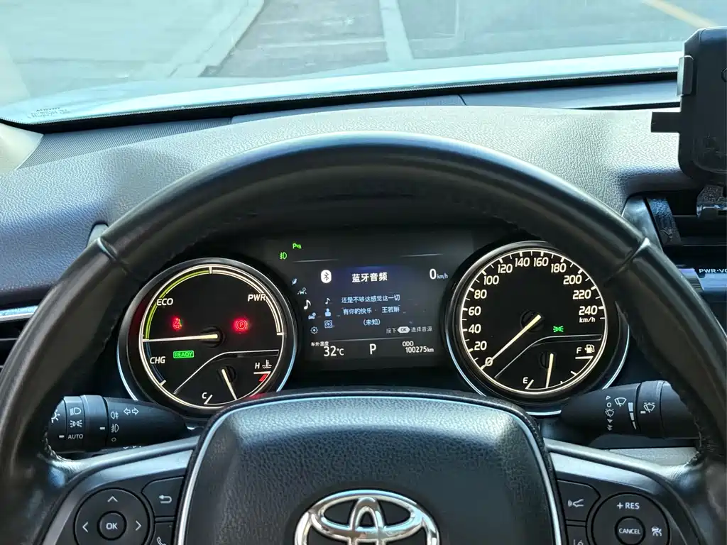 Toyota Camry 2019