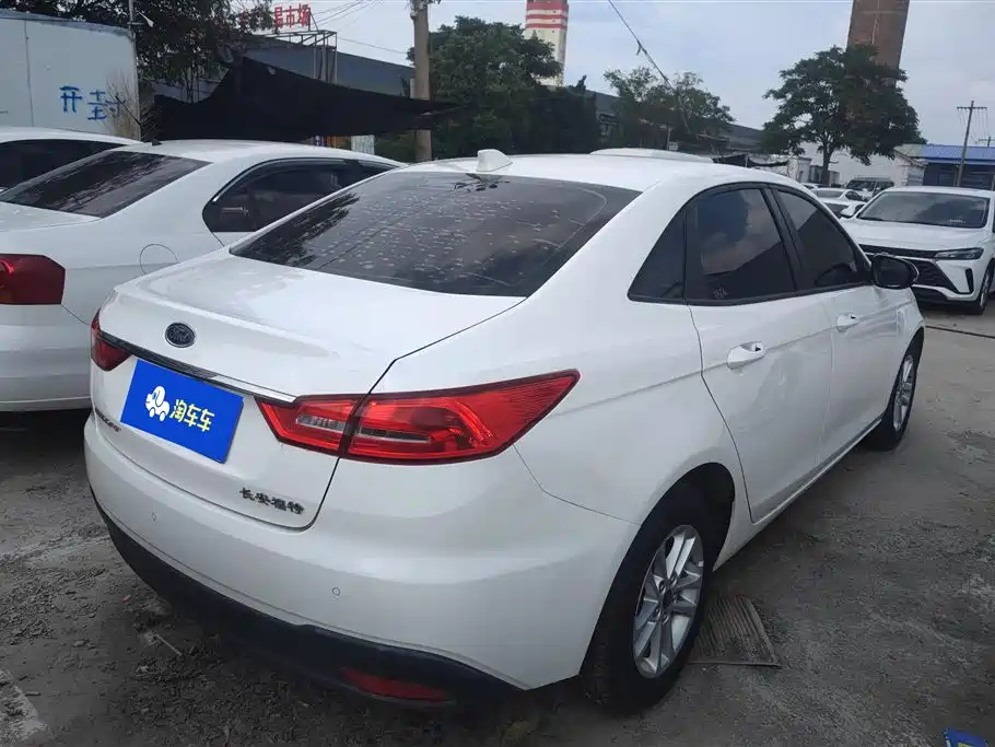 Ford Escort 2019