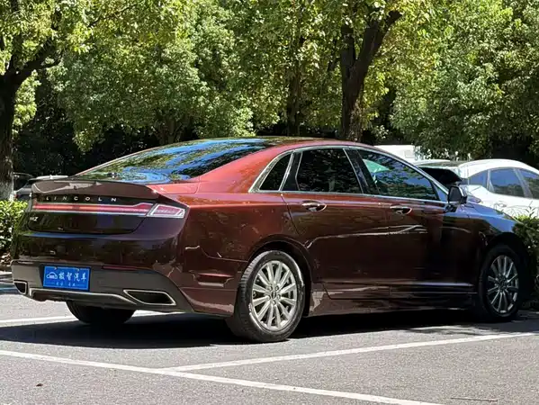 Lincoln MKZ 2019