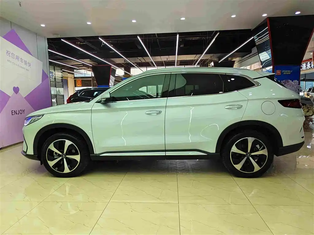 BYD Song PLUS New Energy 2023 — фото 7