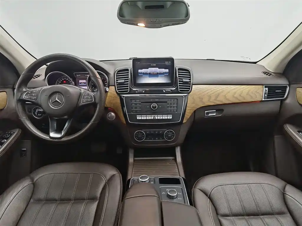 Mercedes-Benz GLE 2015 — фото 5