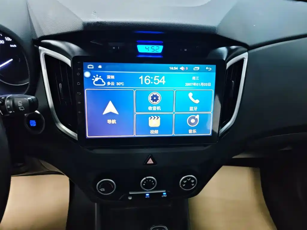 Hyundai ix25 2017 — фото 13