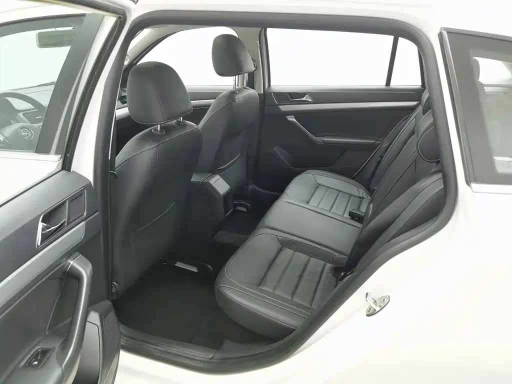 Volkswagen Gran Lavida 2018 — фото 15