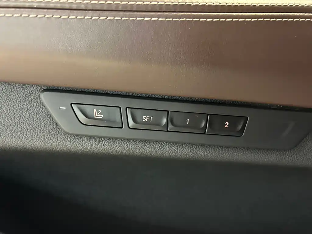 BMW 7 Series 2022 — фото 18
