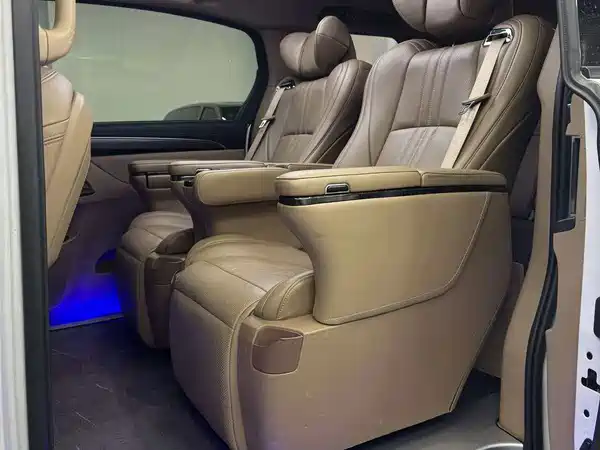 Buick GL8 2021