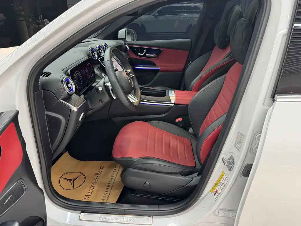 Mercedes-Benz GLC 2023