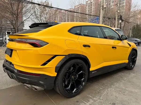 Lamborghini Urus 2022