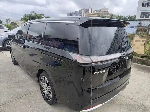 GAC Trumpchi E8 PHEV 2025