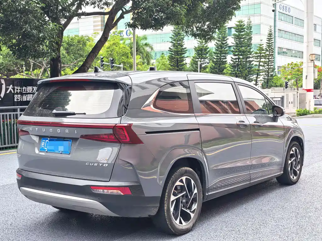 Hyundai Custo 2023 — фото 6