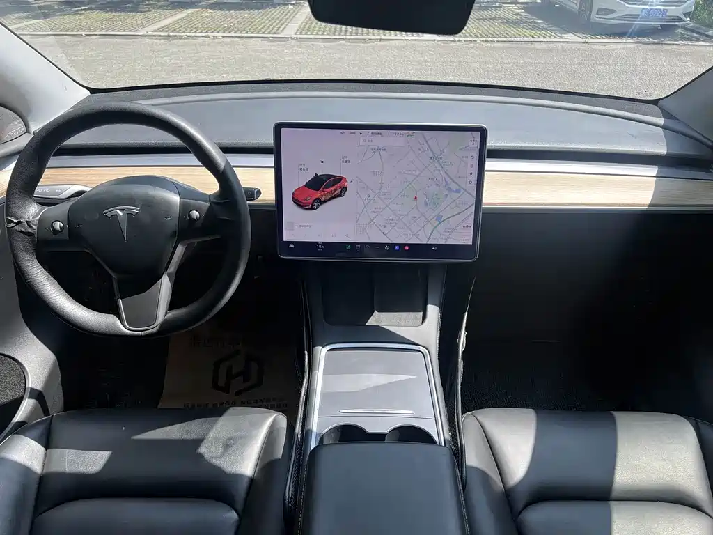 Tesla Model Y 2021 — фото 10