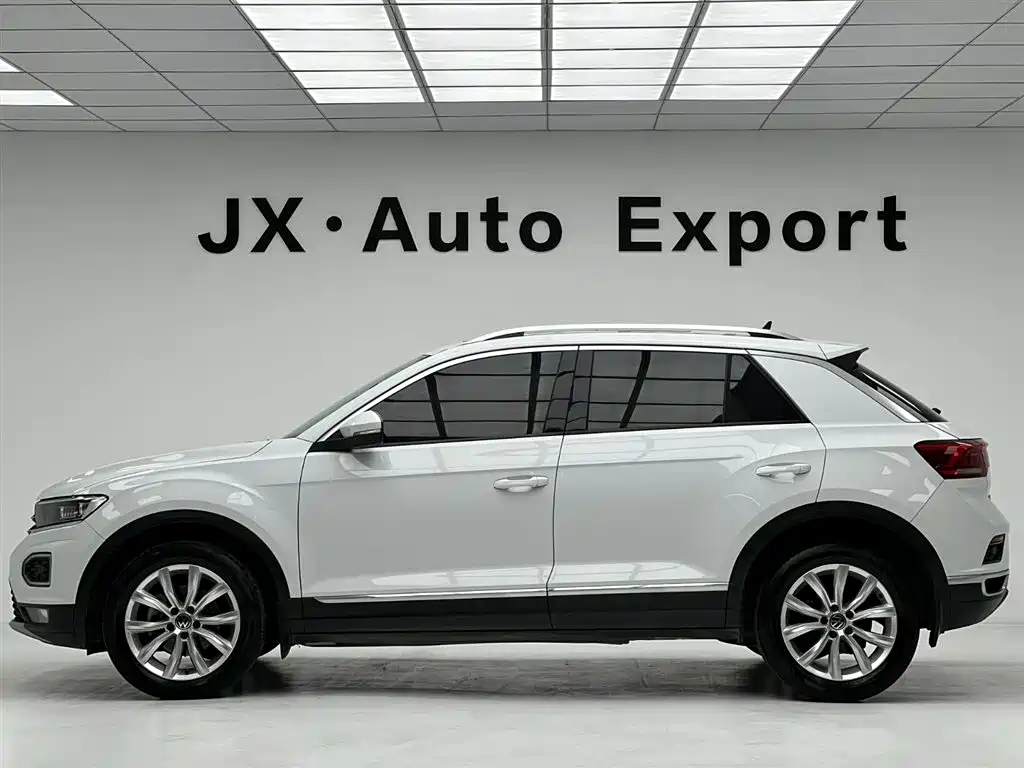 Volkswagen T-Roc 2021 — фото 5