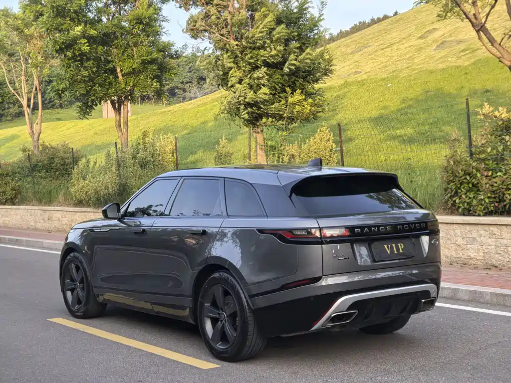 Land Rover Range Rover Velar 2019 — фото 4