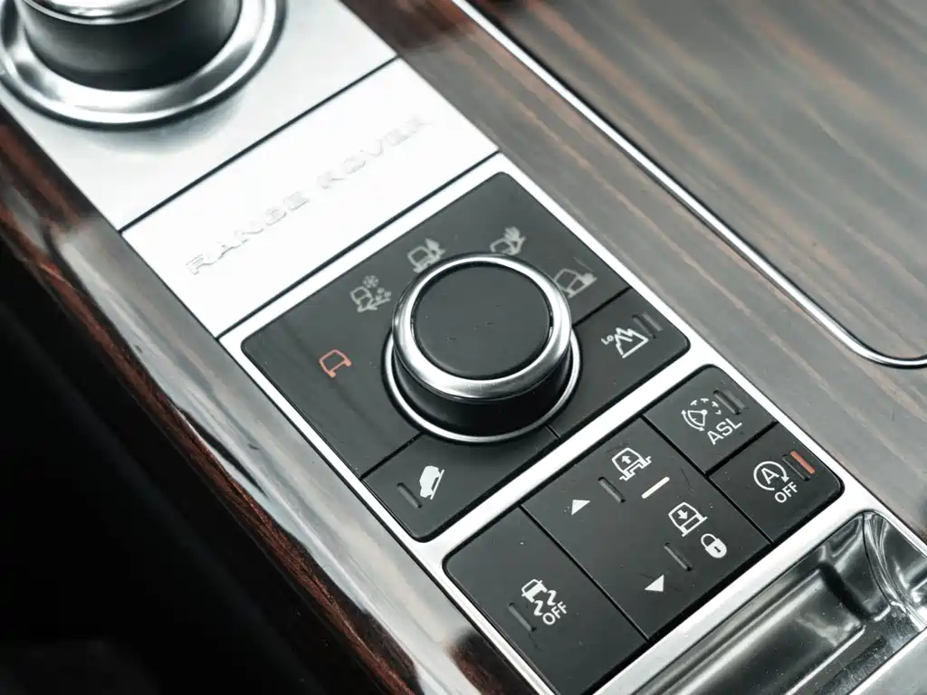 Land Rover Range Rover 2015 — фото 21