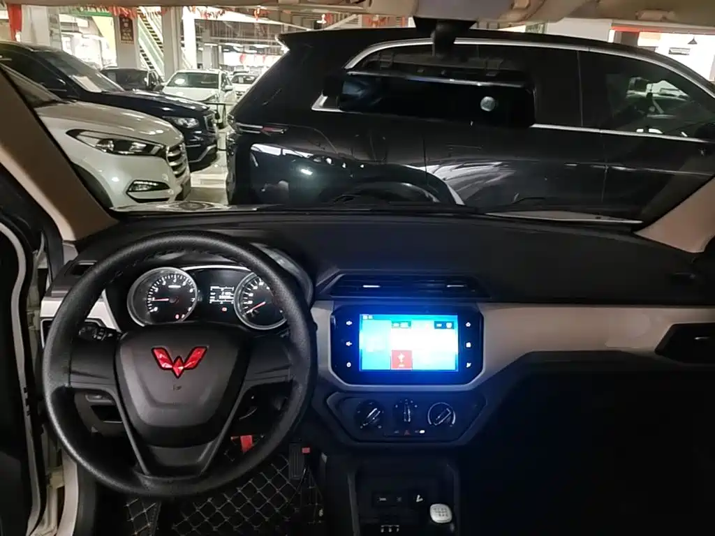 Wuling Hongguang 2021