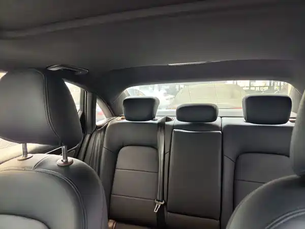 Audi A4L 2015