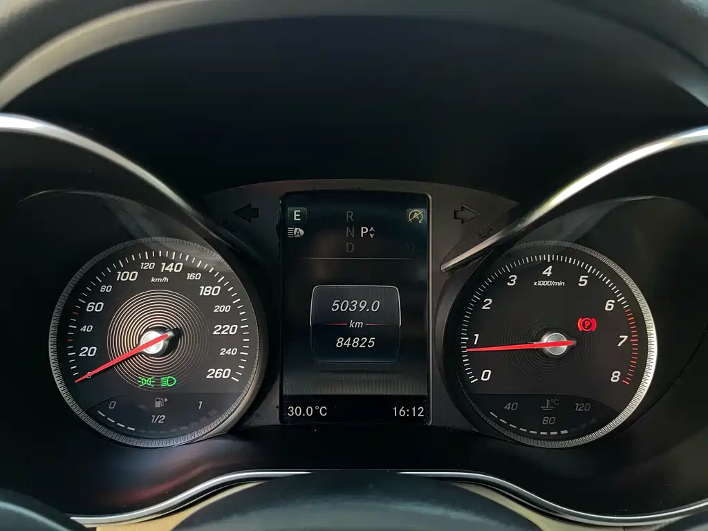 Mercedes-Benz C-Class 2017 — фото 16