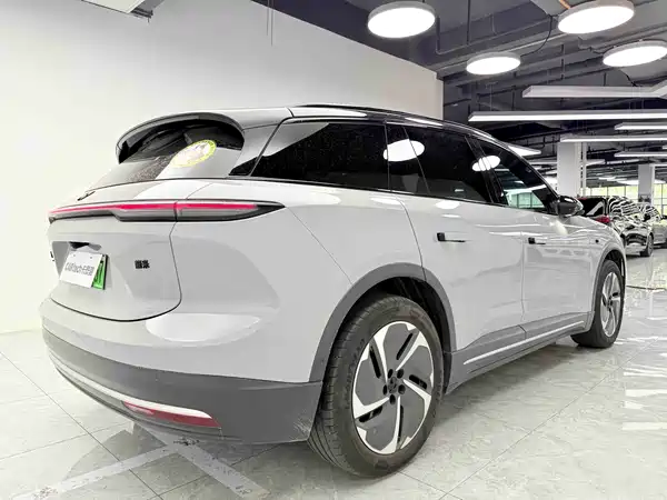 NIO ES6 2024