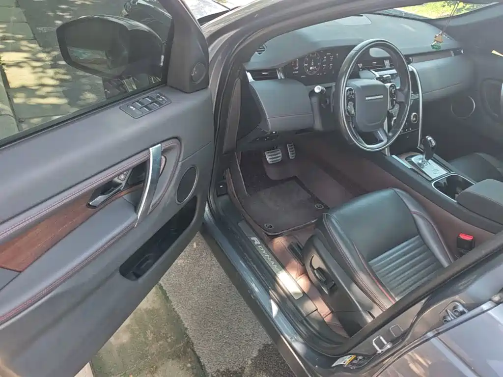 Land Rover Discovery Sport 2020 — фото 16