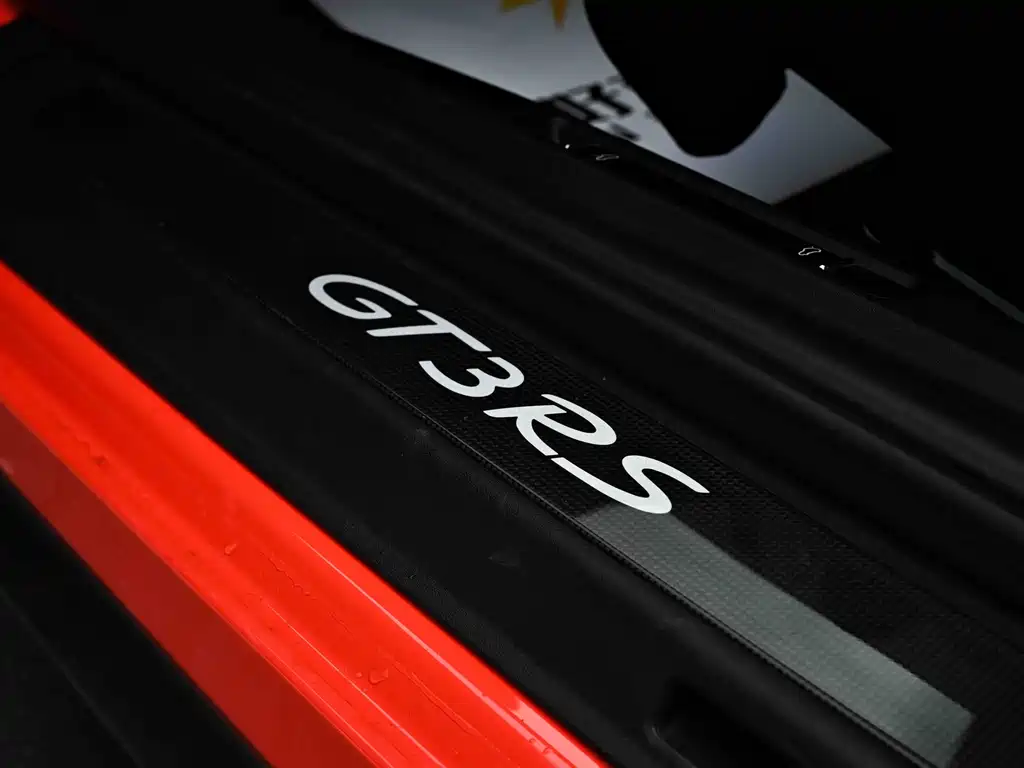 Porsche 911 2017 — фото 18