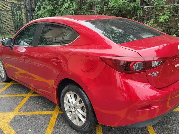 Mazda 3 Axela 2019
