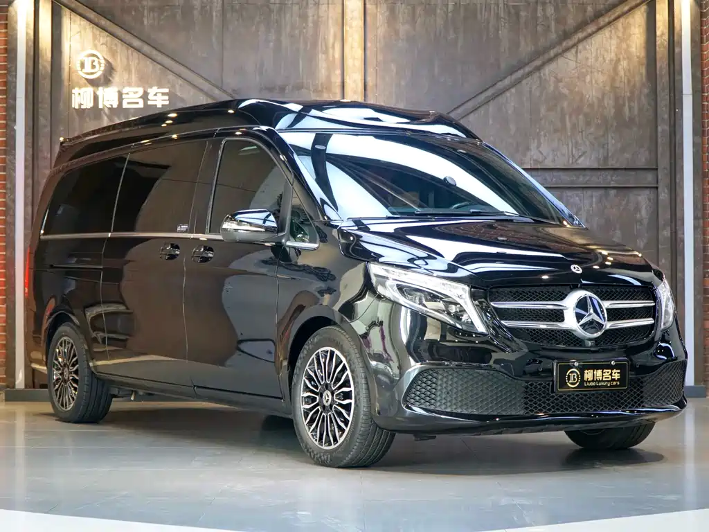 Mercedes-Benz V-Class 2022 — фото 29