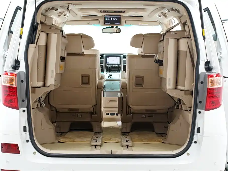 Toyota Alphard 2014 — фото 22