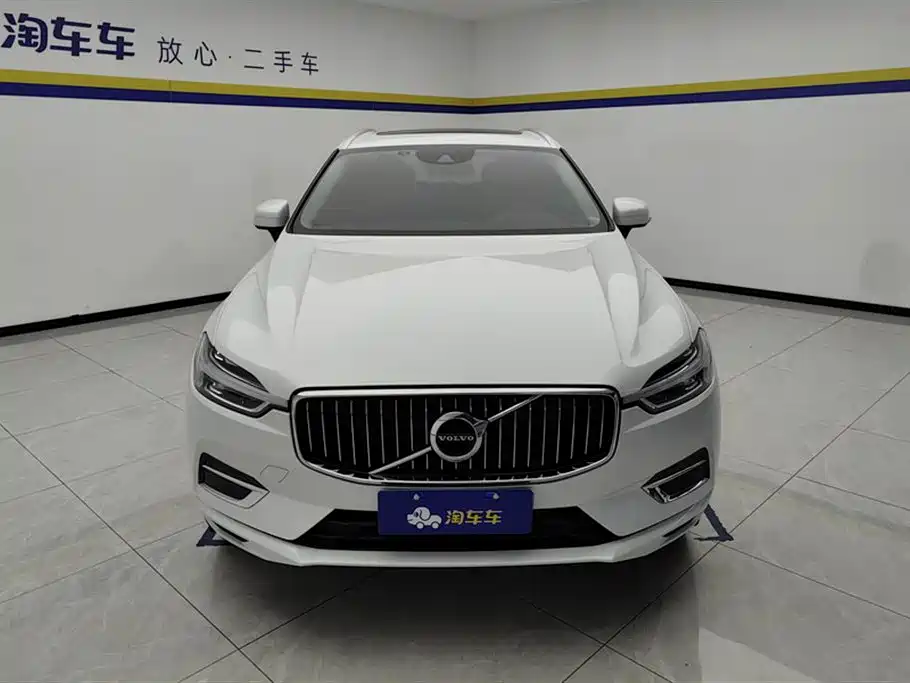 Volvo XC60 2020 — фото 2