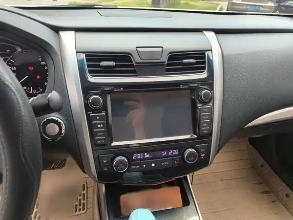 Nissan Teana 2014