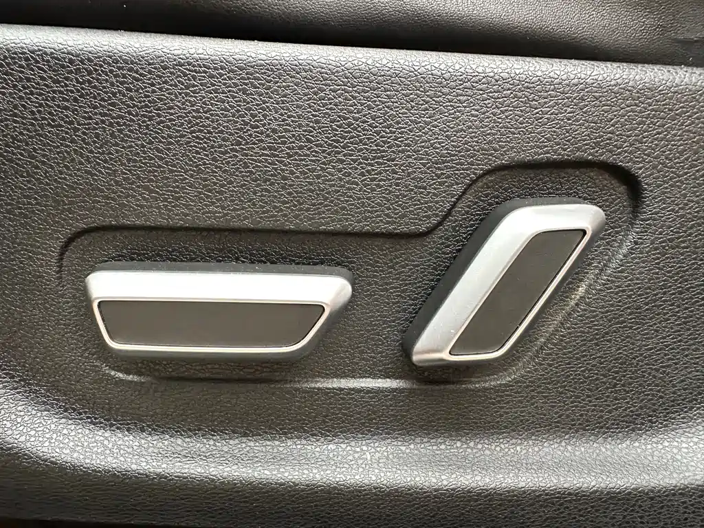 Geely Emgrand GS 2016 — фото 18