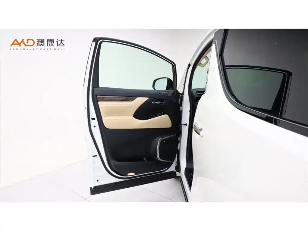 Toyota Vellfire 2022 — фото 11