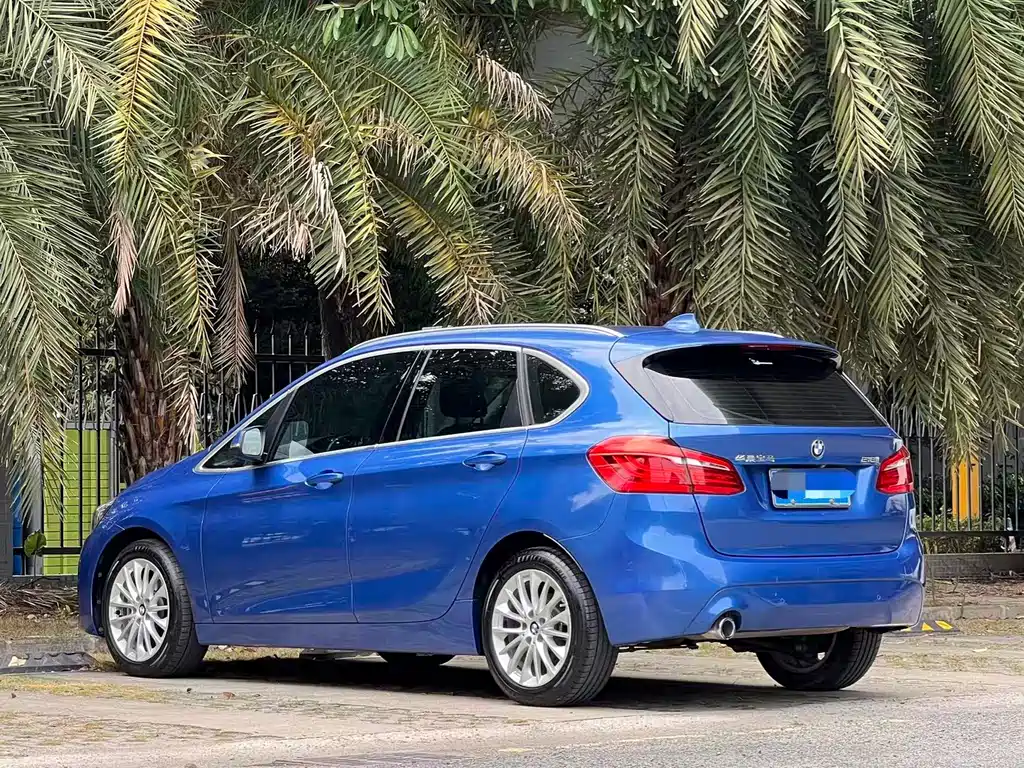 BMW 2 Series Active Tourer 2019 — фото 4