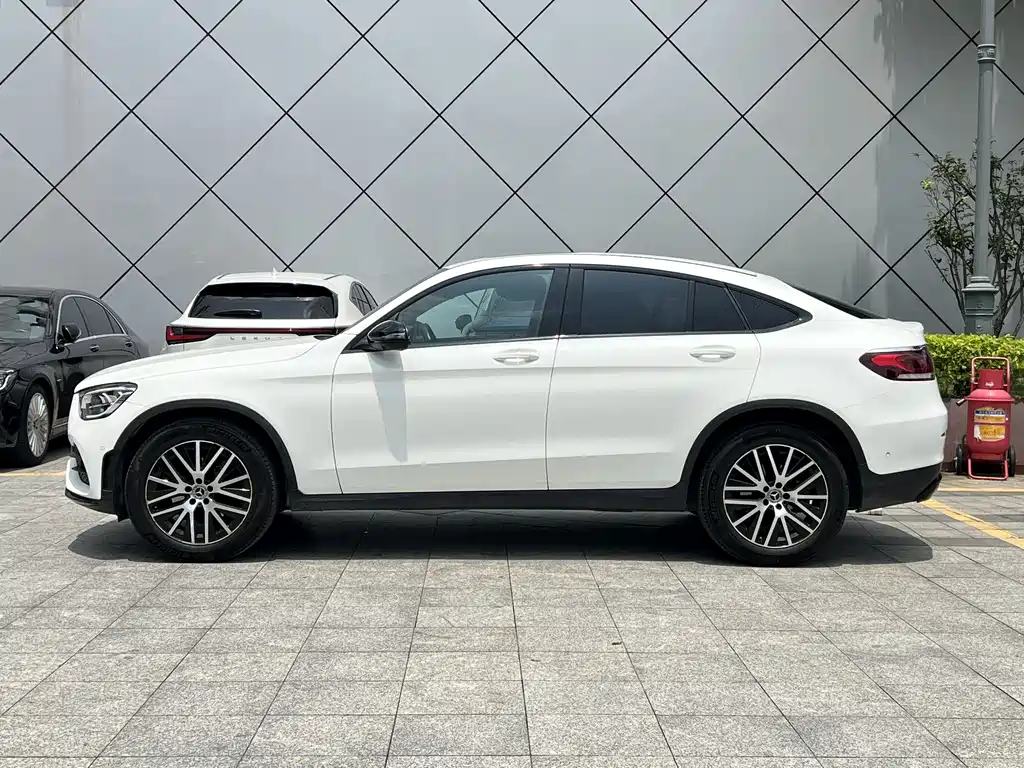 Mercedes-Benz GLC Coupe 2023 — фото 4