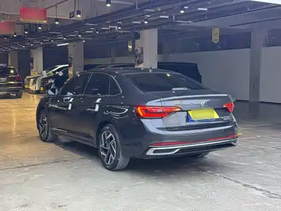 Volkswagen Sagitar 2022