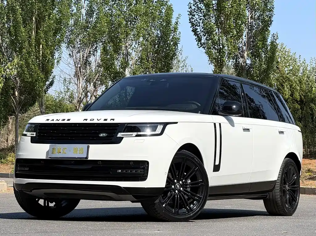 Land Rover Range Rover 2023 — фото 1