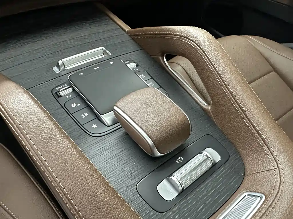 Mercedes-Benz GLS 2024 — фото 18