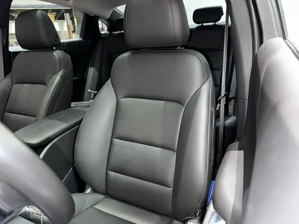 Chevrolet Malibu XL 2023 — фото 18