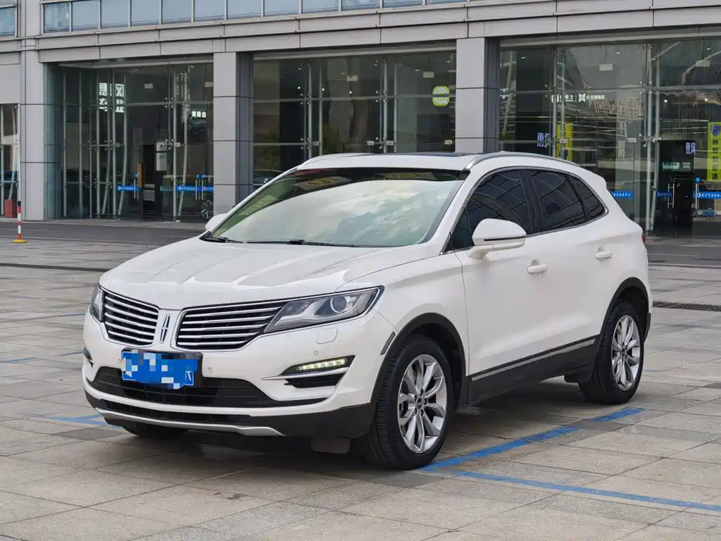 Lincoln MKC 2017