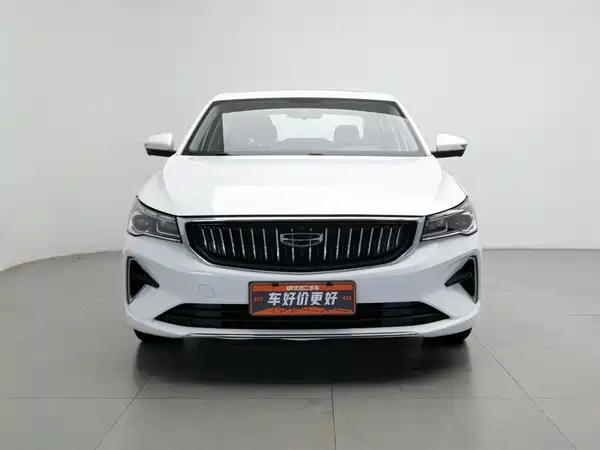 Geely Emgrand 2023