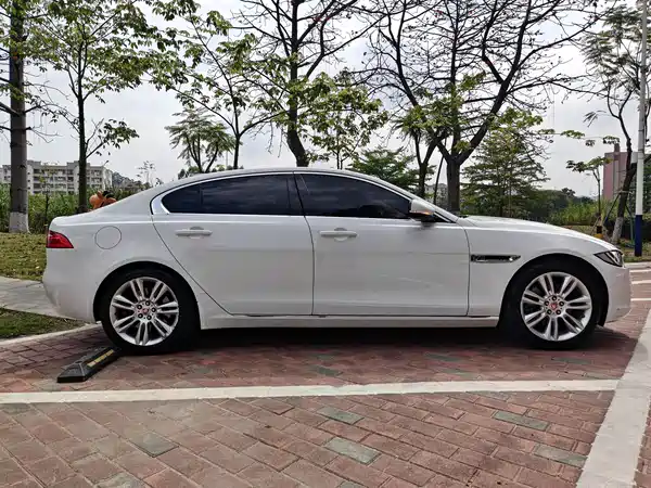 Jaguar XEL 2018