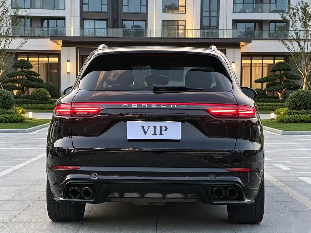Porsche Cayenne 2018 — фото 8