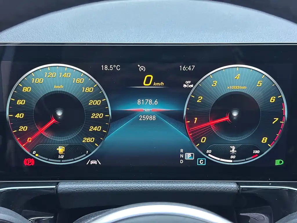 Mercedes-Benz GLA 2023 — фото 16