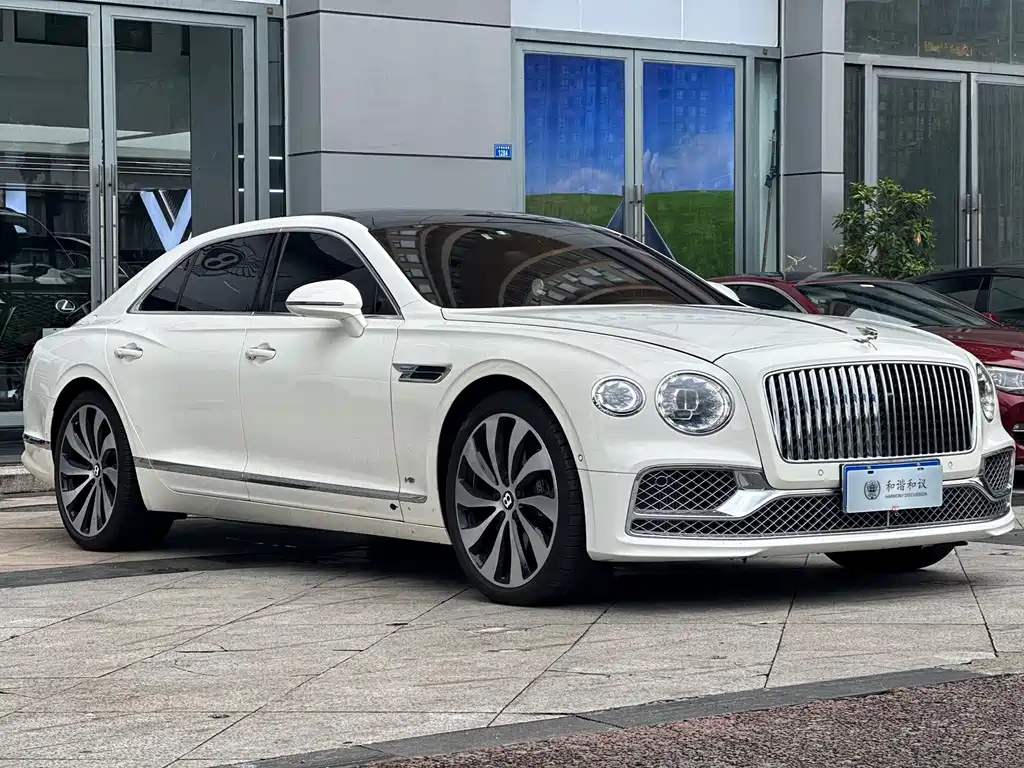 Bentley Flying Spur 2022 — фото 3