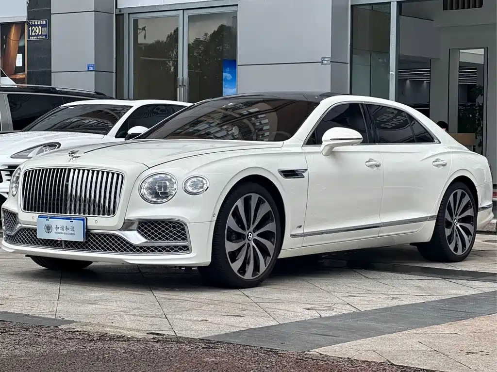 Bentley Flying Spur 2022 — фото 2